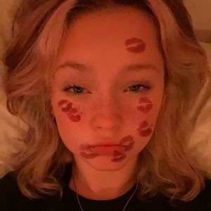 Meet your Posher, Ace